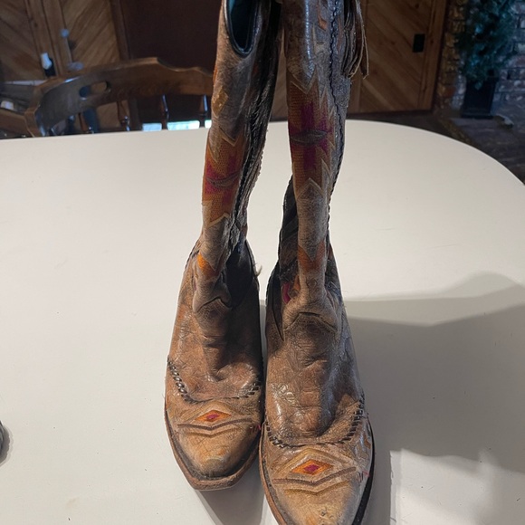 Corral Women’s Size 7 Distressed Cognac Leather Embroidered Snip Toe Boots - Picture 7 of 14